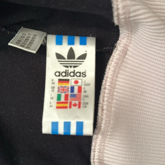 Adidas jacket large in size black with soft pink details: Pants also for sale - Picture 5 of 6